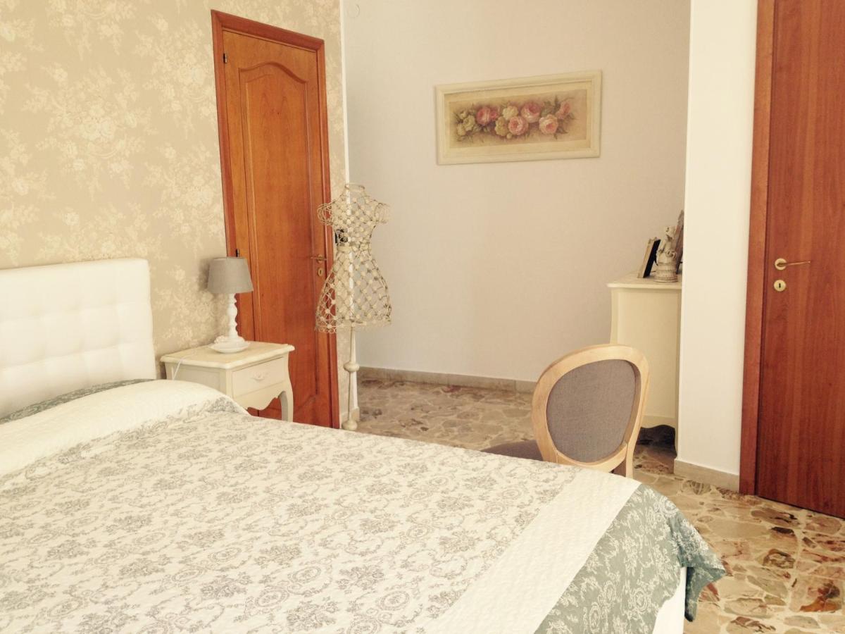Il Piccolo Attico Bed and Breakfast Caltagirone Eksteriør billede