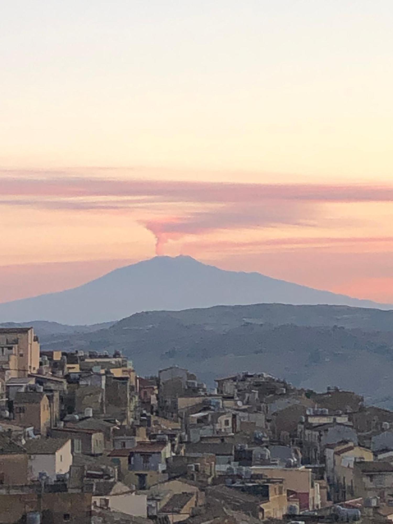 Il Piccolo Attico Bed and Breakfast Caltagirone Eksteriør billede