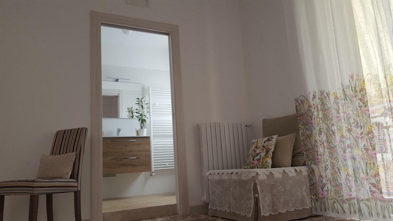Il Piccolo Attico Bed and Breakfast Caltagirone Eksteriør billede