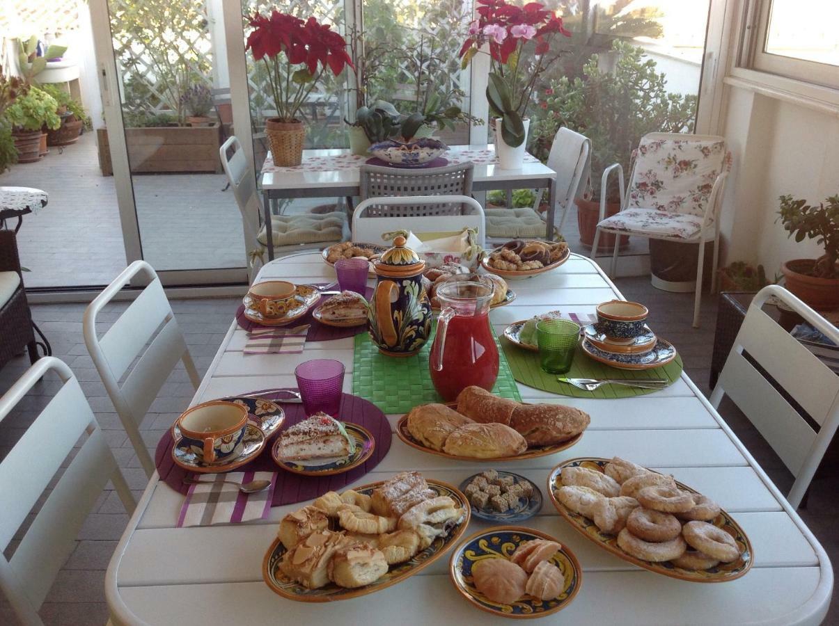 Il Piccolo Attico Bed and Breakfast Caltagirone Eksteriør billede