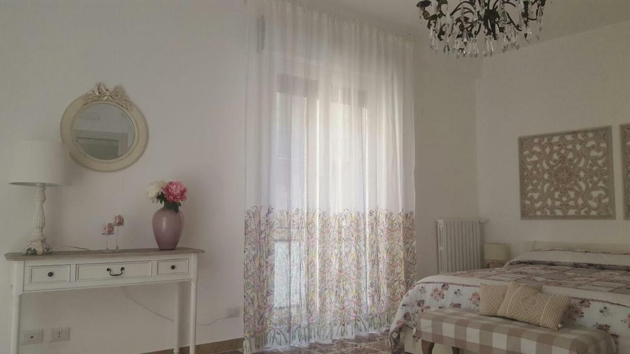 Il Piccolo Attico Bed and Breakfast Caltagirone Eksteriør billede