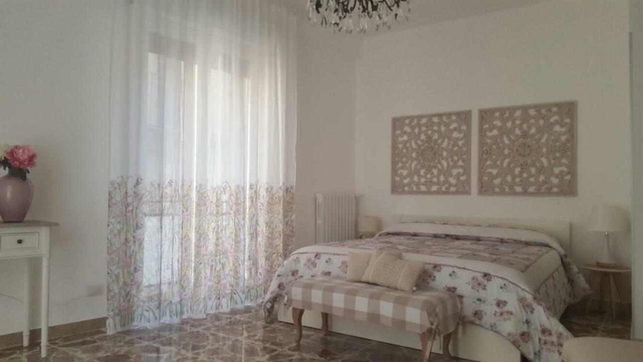 Il Piccolo Attico Bed and Breakfast Caltagirone Eksteriør billede